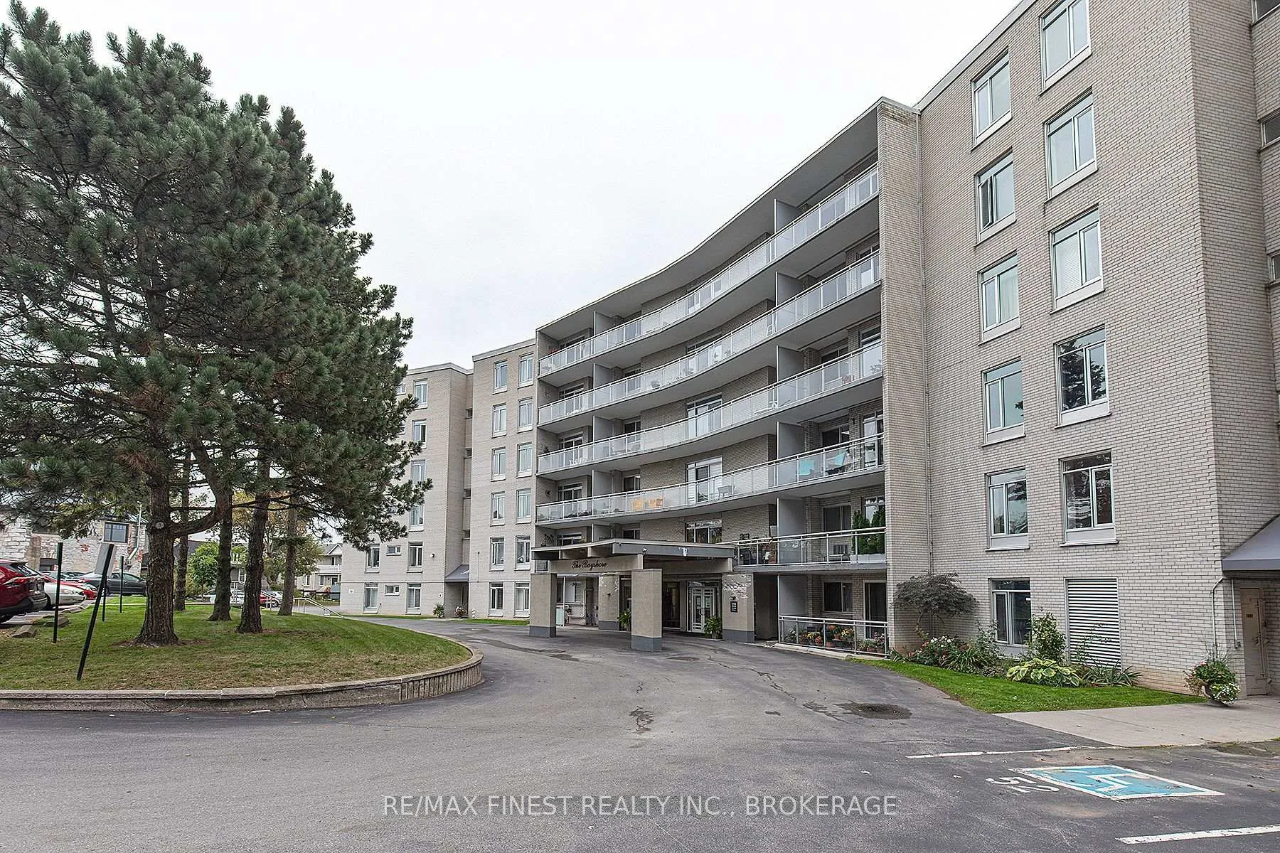 Photo 9 of Unit 106, 1 Mowat Avenue, Kingston, Central City West — HOMEH