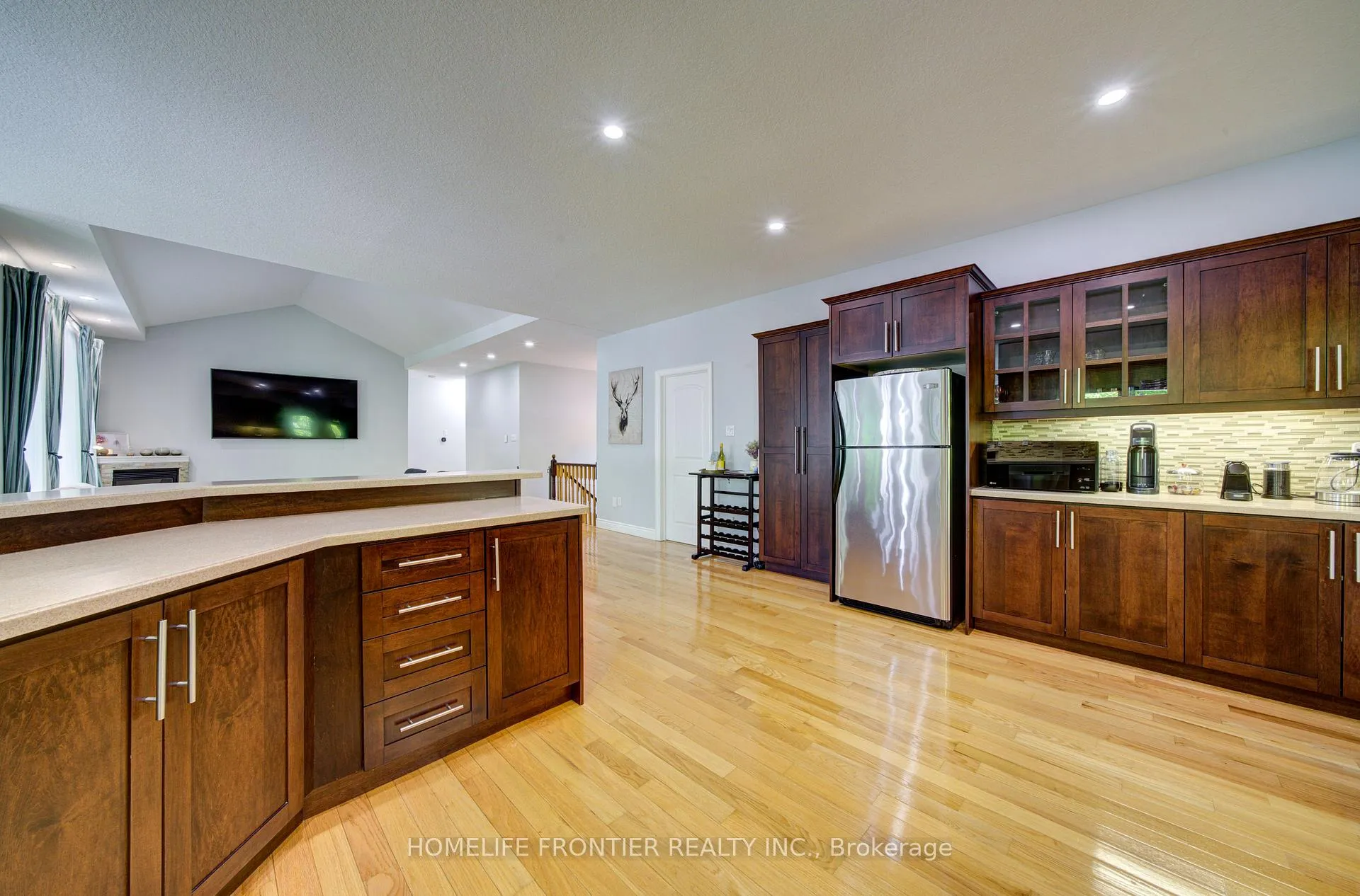 Photo 10 of 42 Forest Circle, Tiny, Lafontaine — HOMEH
