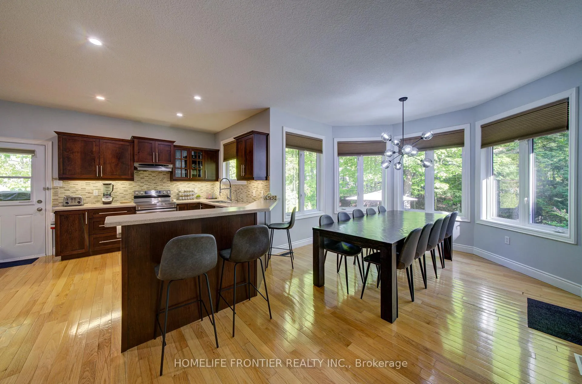 Photo 11 of 42 Forest Circle, Tiny, Lafontaine — HOMEH