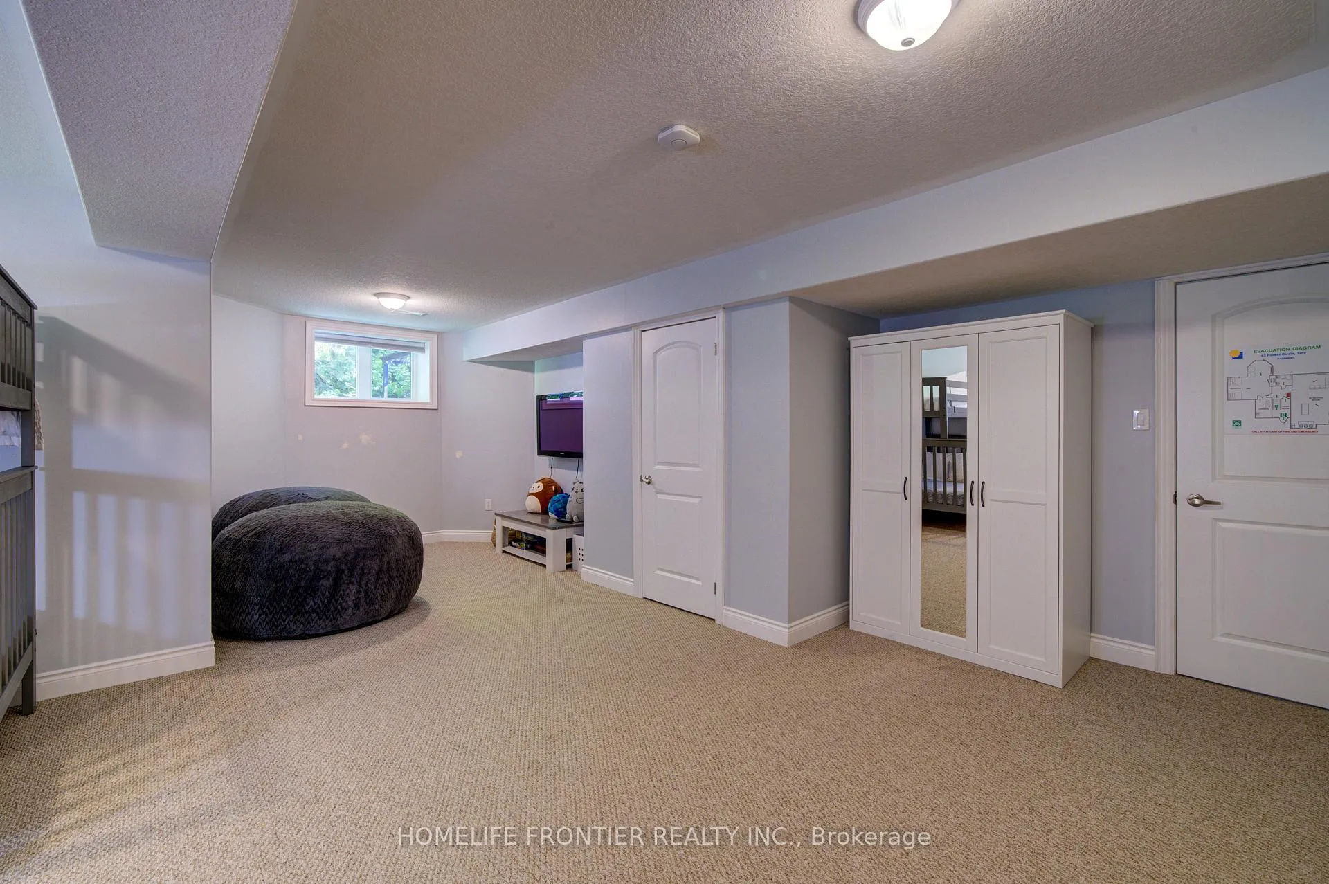 Photo 22 of 42 Forest Circle, Tiny, Lafontaine — HOMEH