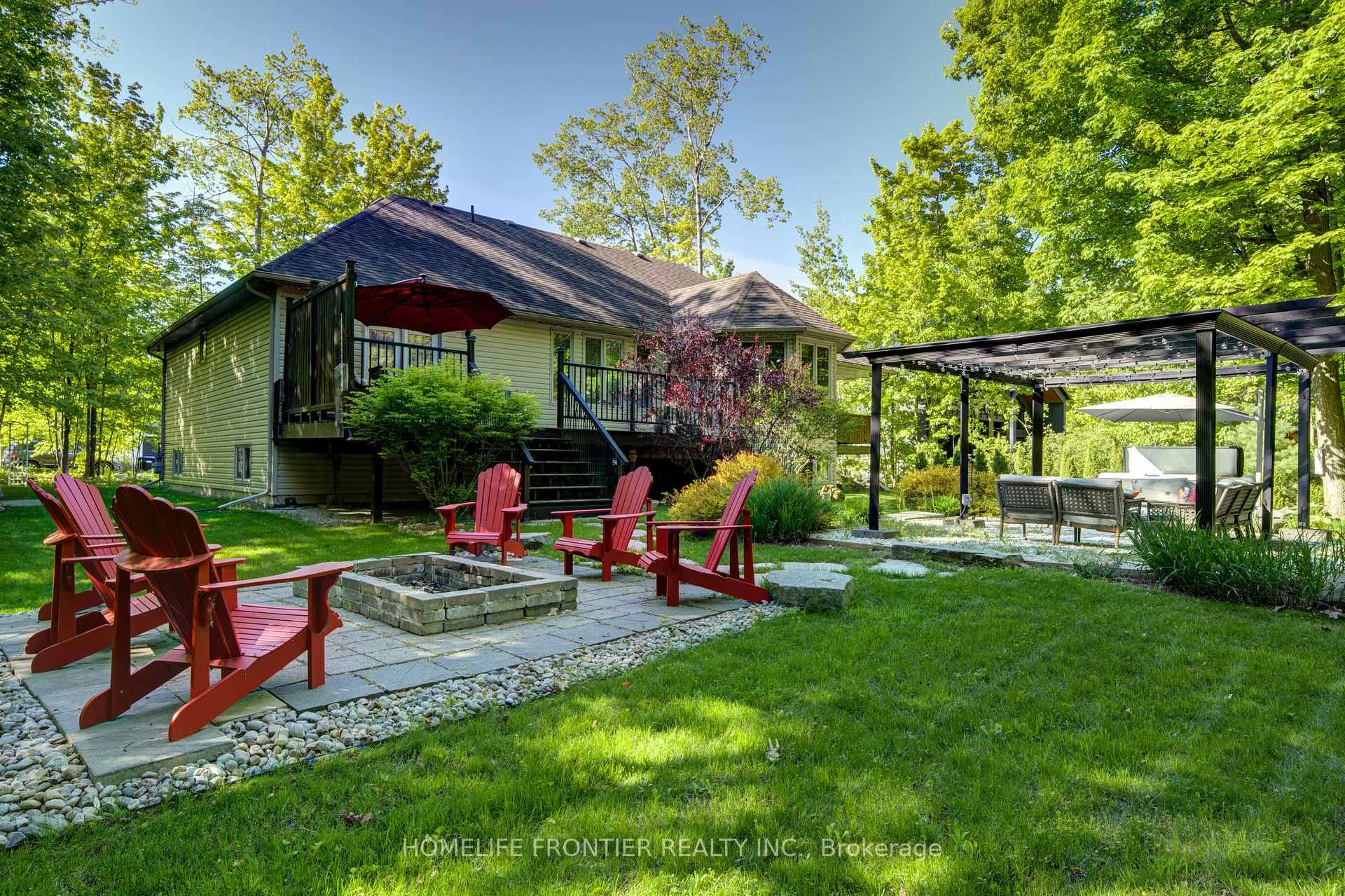 Photo 37 of 42 Forest Circle, Tiny, Lafontaine — HOMEH