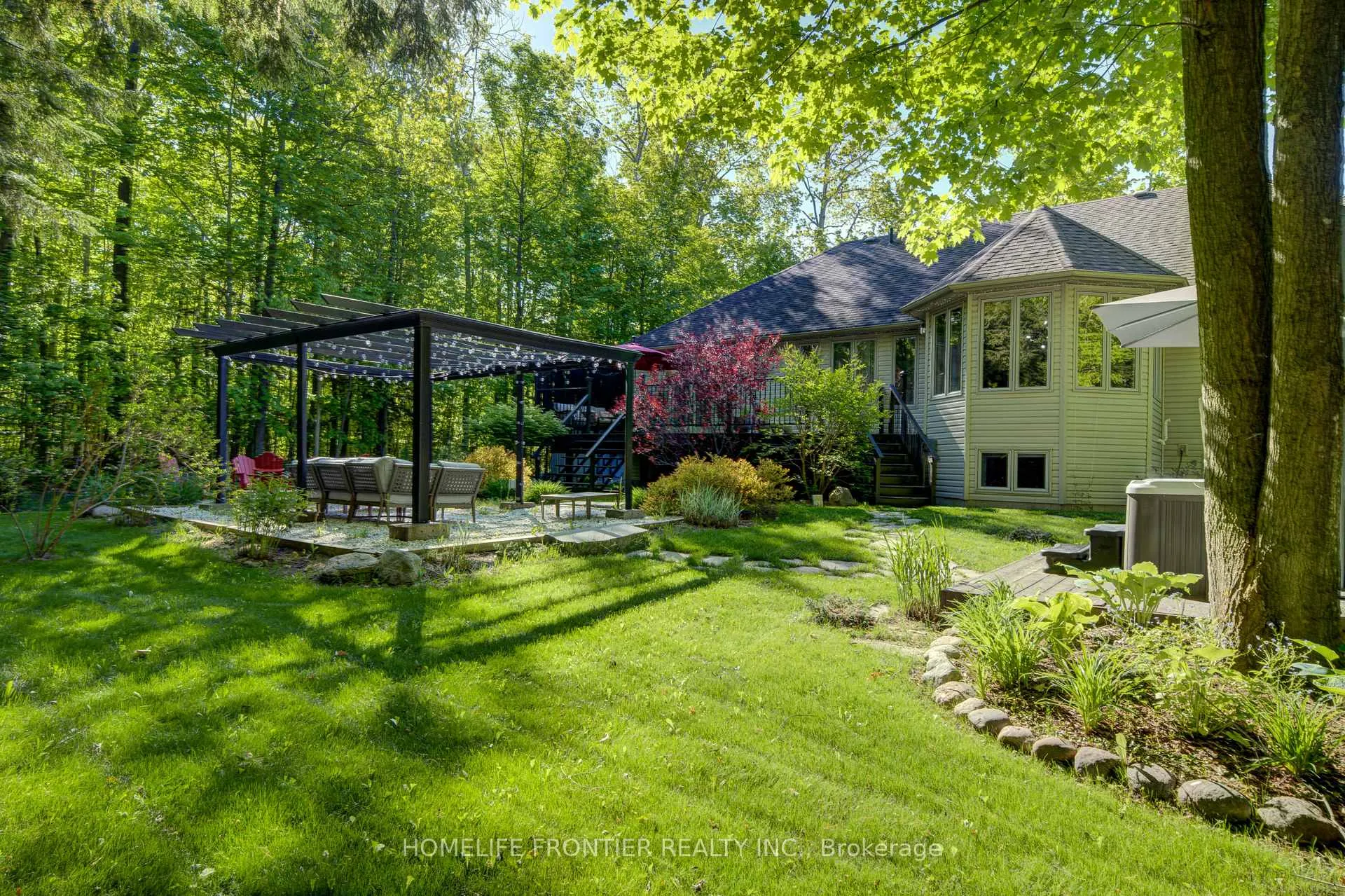 Photo 38 of 42 Forest Circle, Tiny, Lafontaine — HOMEH