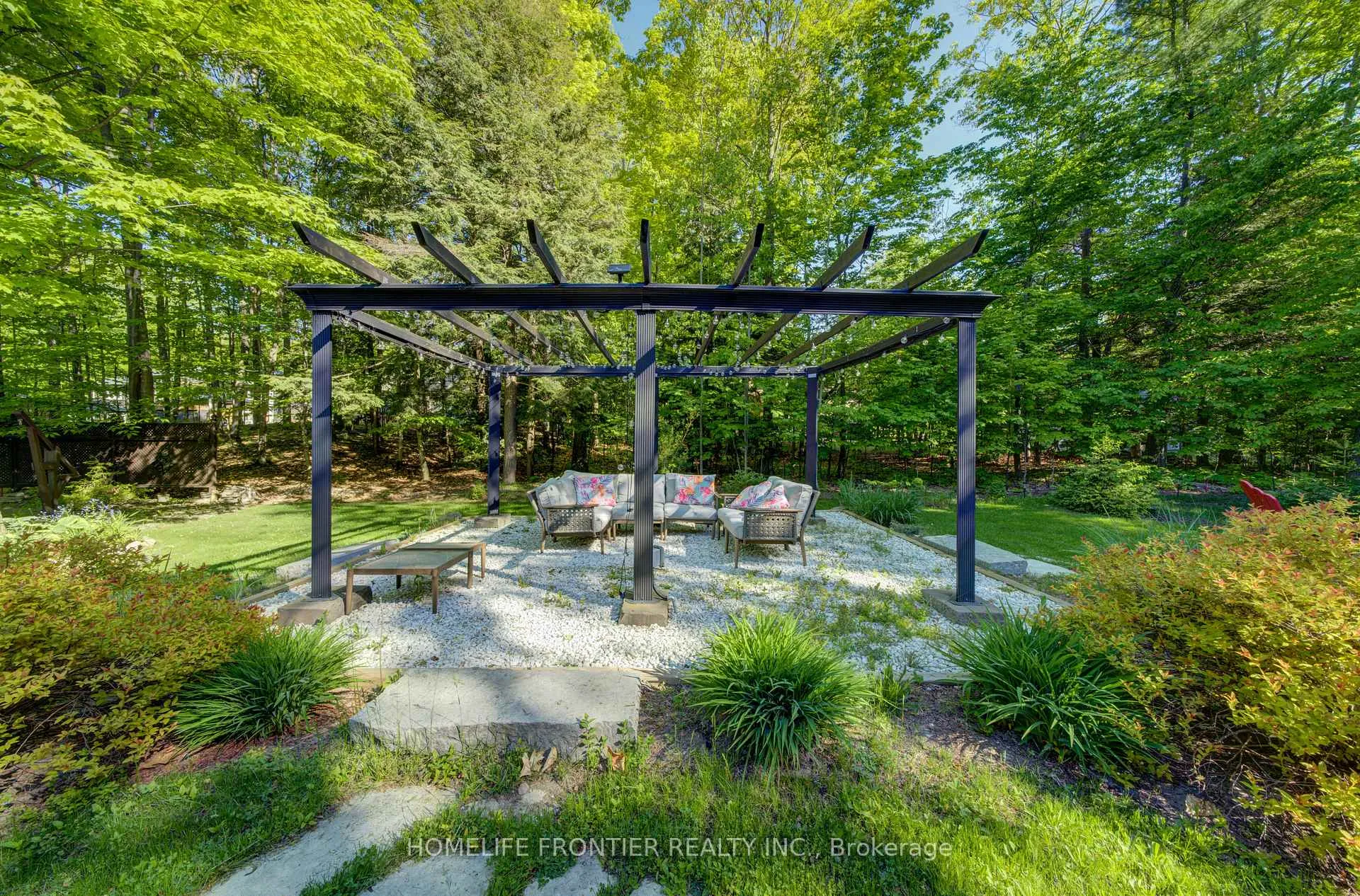 Photo 39 of 42 Forest Circle, Tiny, Lafontaine — HOMEH