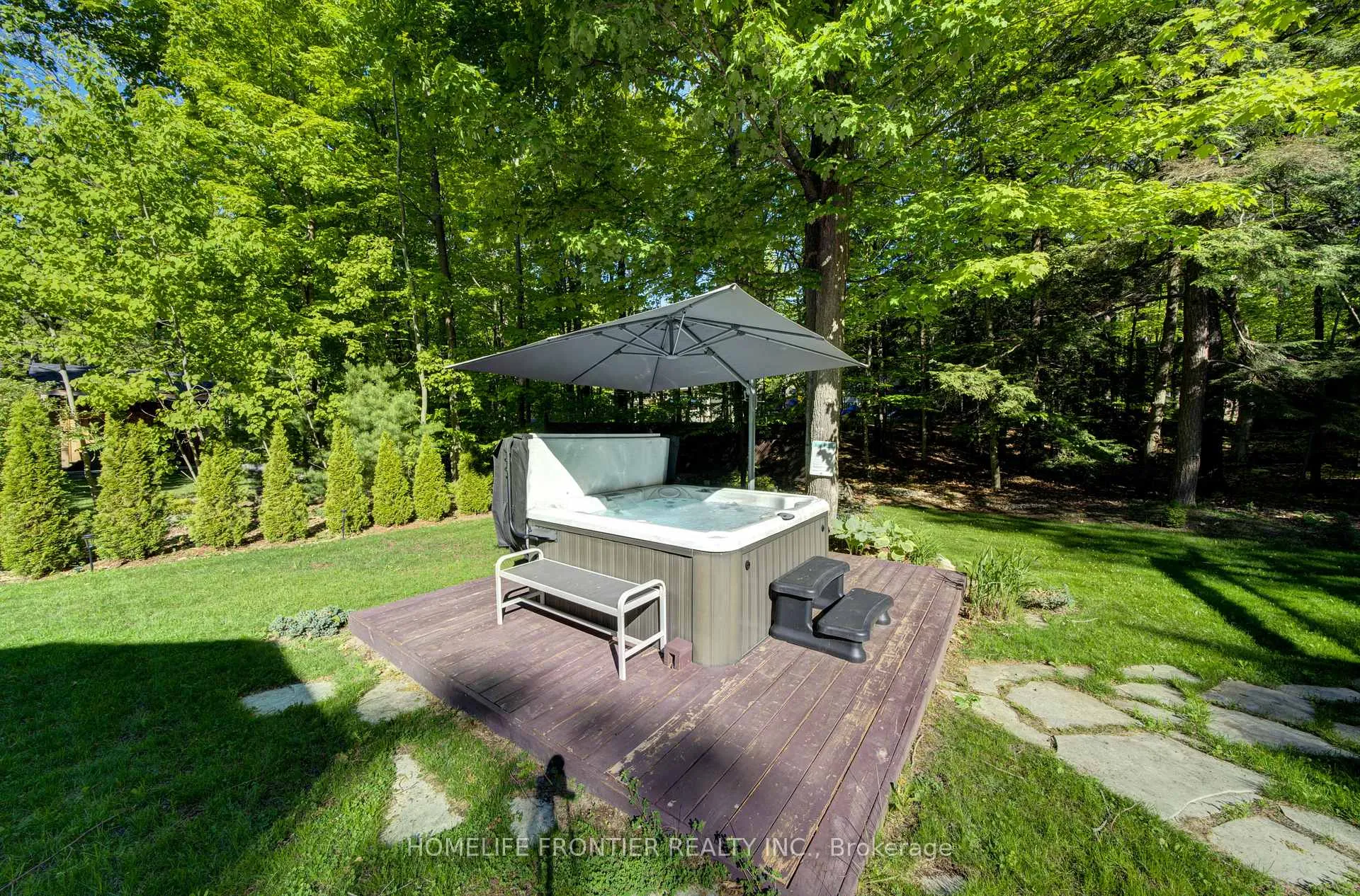 Photo 41 of 42 Forest Circle, Tiny, Lafontaine — HOMEH