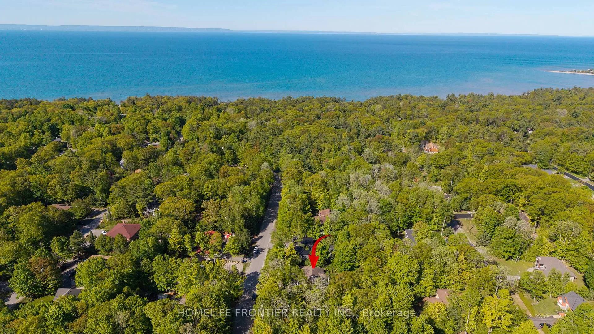 Photo 48 of 42 Forest Circle, Tiny, Lafontaine — HOMEH