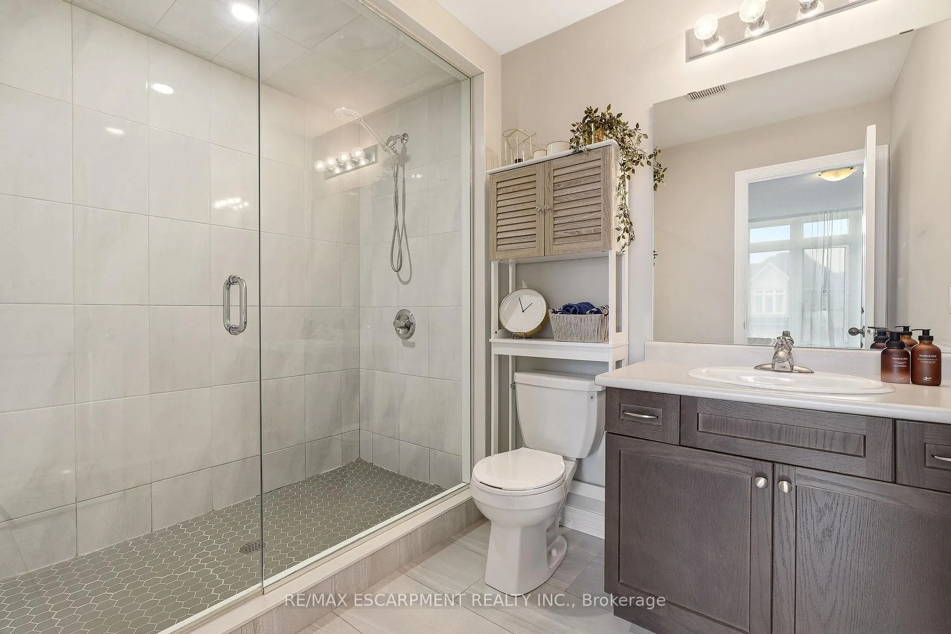 Photo 23 of 131 Sonoma Lane, Hamilton, Fruitland — HOMEH