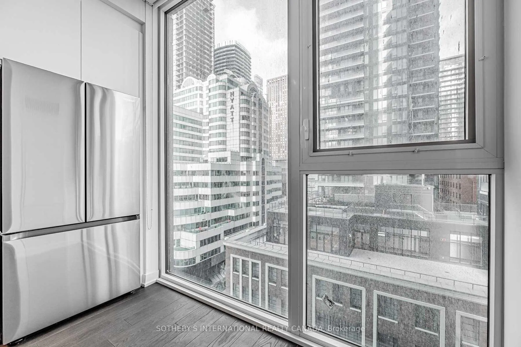 Photo 7 of Unit 806, 357 King Street W, Toronto, Waterfront Communities — HOMEH