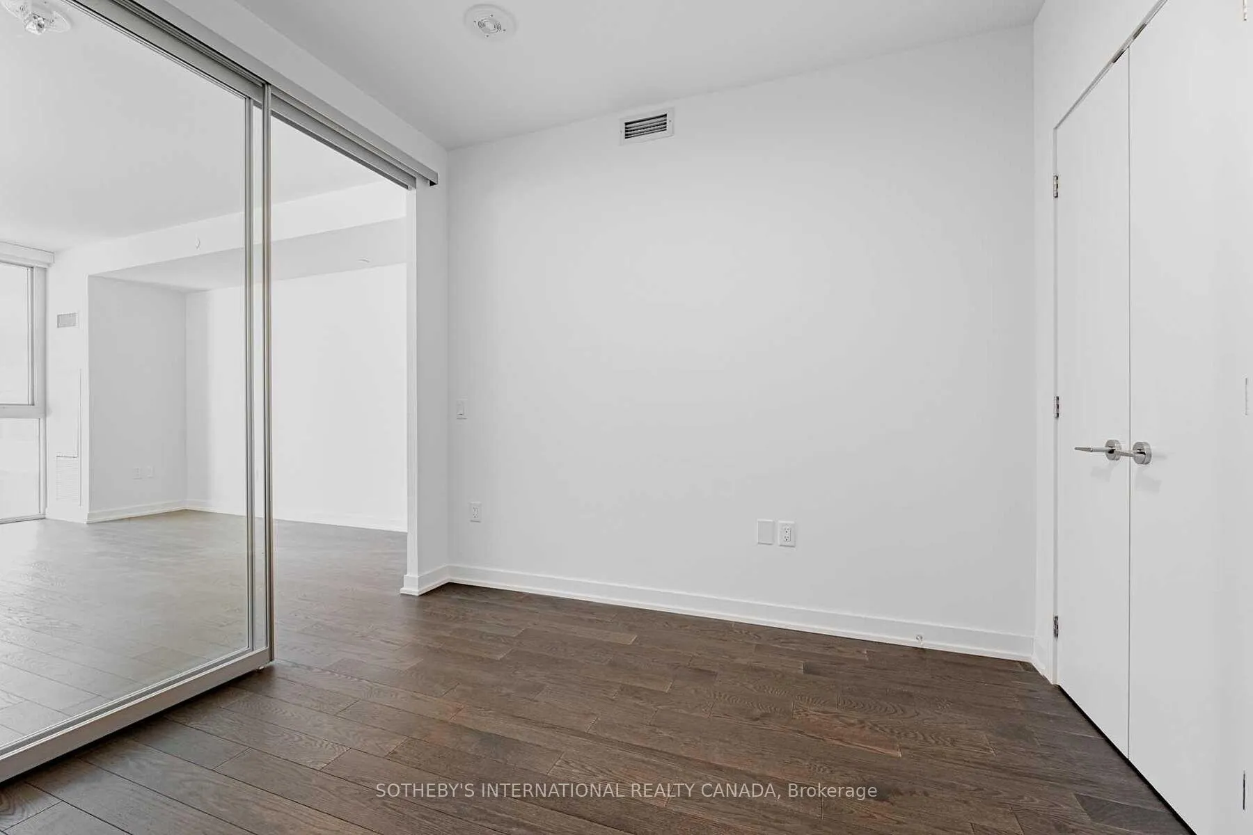 Photo 14 of Unit 806, 357 King Street W, Toronto, Waterfront Communities — HOMEH