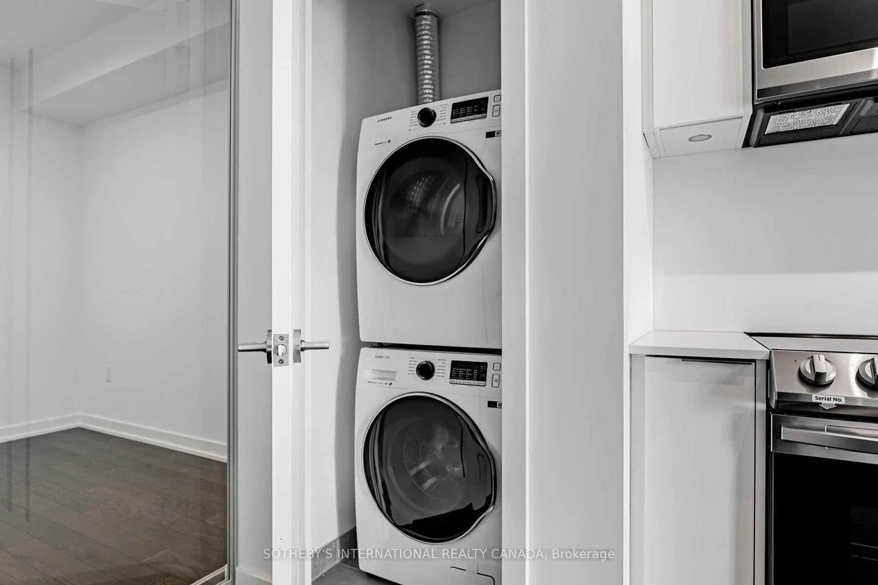 Photo 18 of Unit 806, 357 King Street W, Toronto, Waterfront Communities — HOMEH