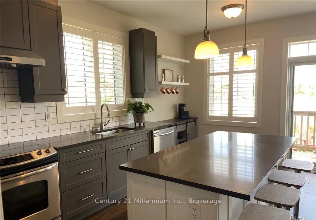 Photo 8 of 152 Red Pine Street, Blue Mountains — HOMEH