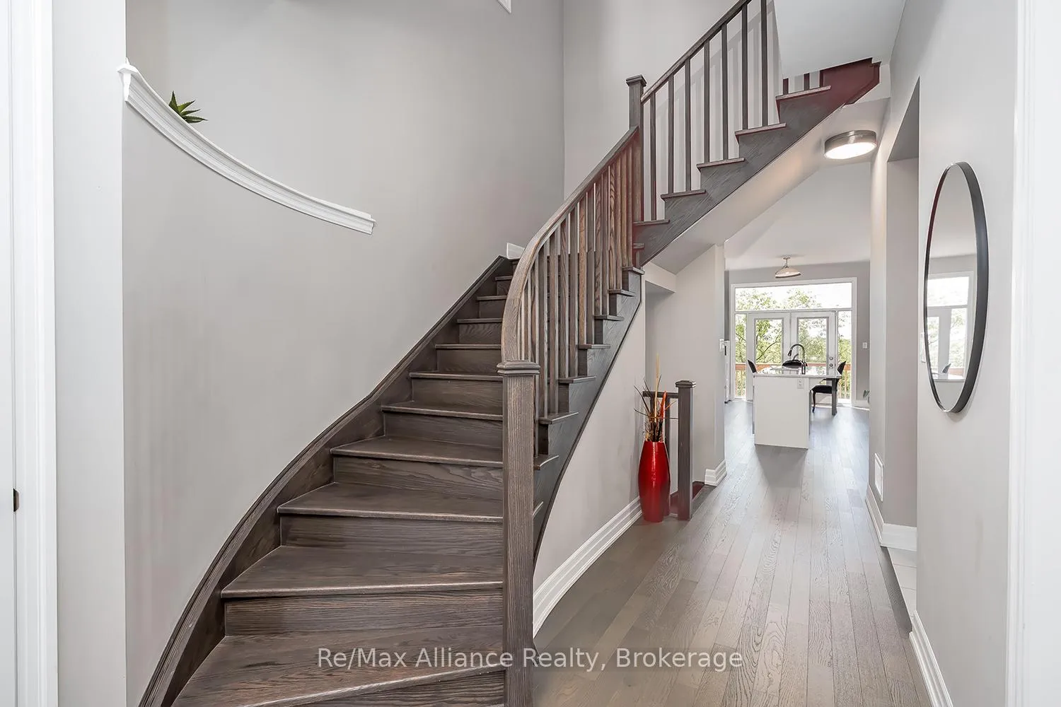 Photo 4 of 3291 Harasym Trail, Oakville, Northwest — HOMEH