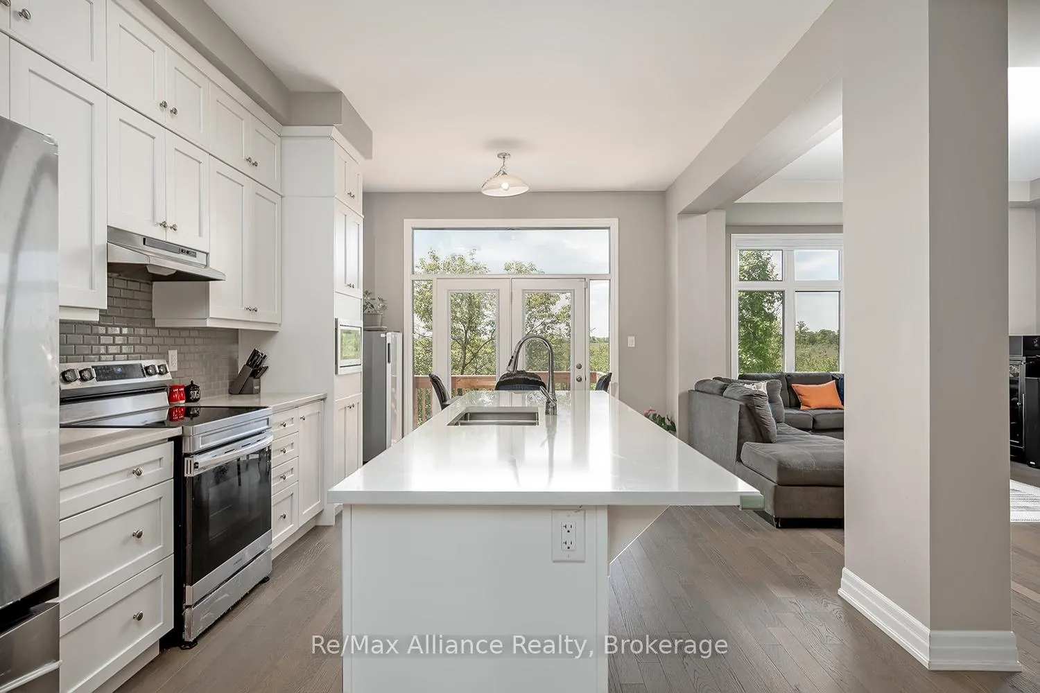 Photo 11 of 3291 Harasym Trail, Oakville, Northwest — HOMEH