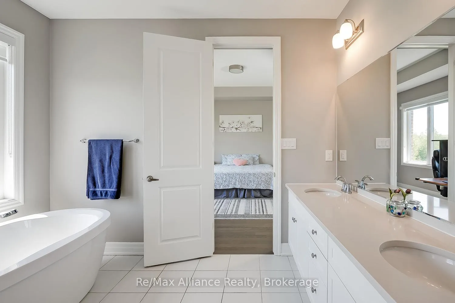 Photo 34 of 3291 Harasym Trail, Oakville, Northwest — HOMEH