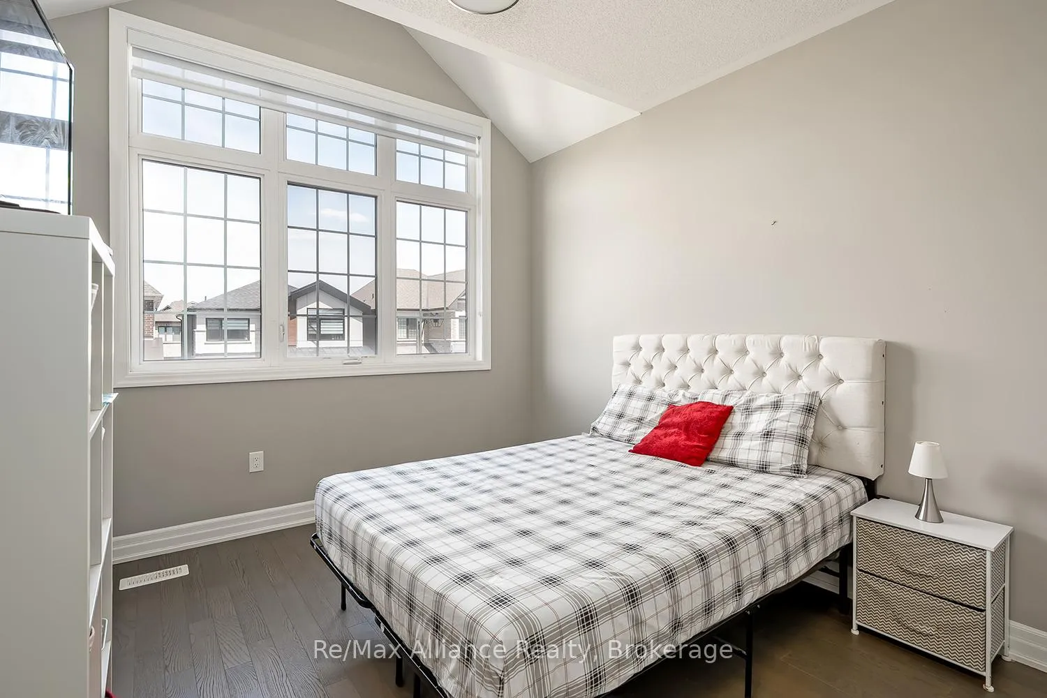 Photo 35 of 3291 Harasym Trail, Oakville, Northwest — HOMEH