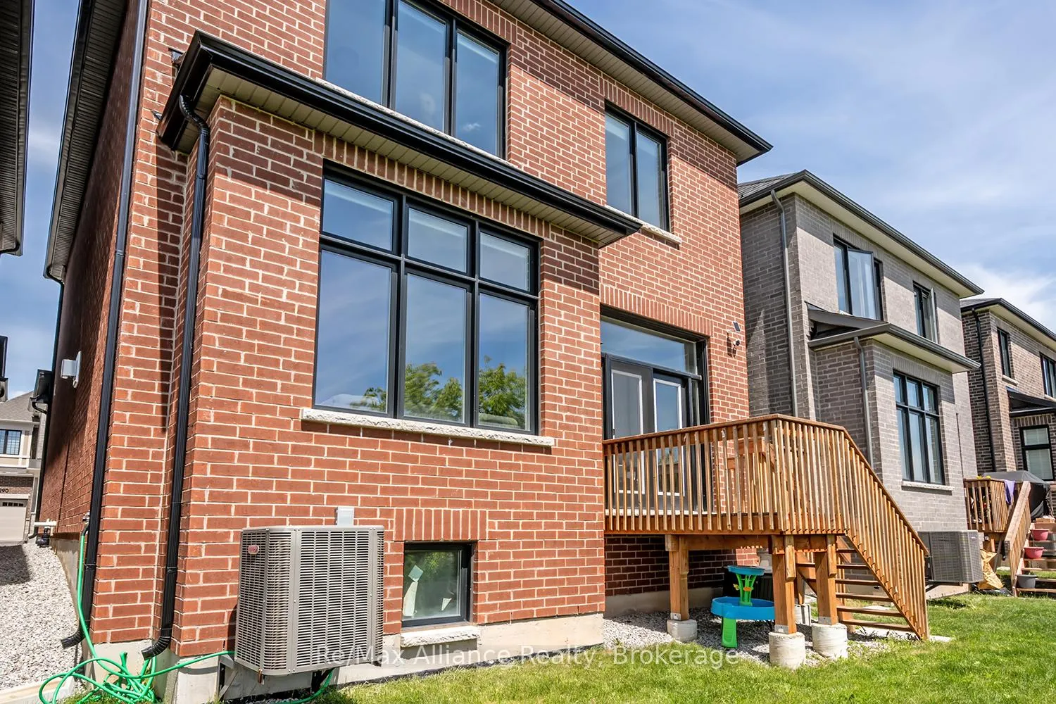Photo 46 of 3291 Harasym Trail, Oakville, Northwest — HOMEH