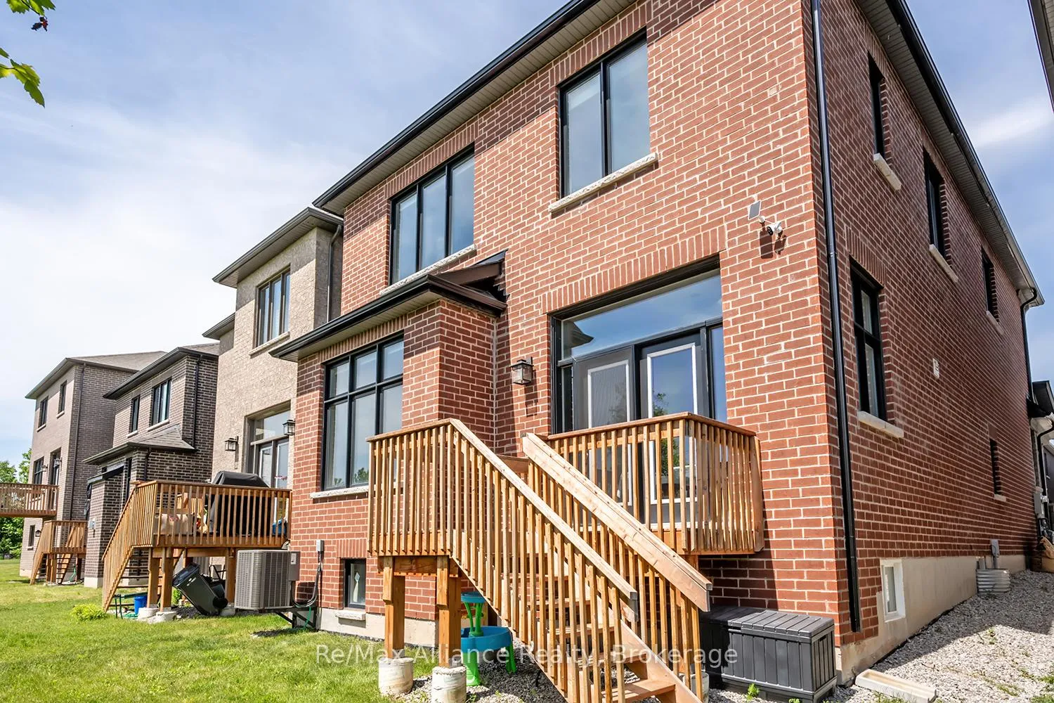 Photo 47 of 3291 Harasym Trail, Oakville, Northwest — HOMEH