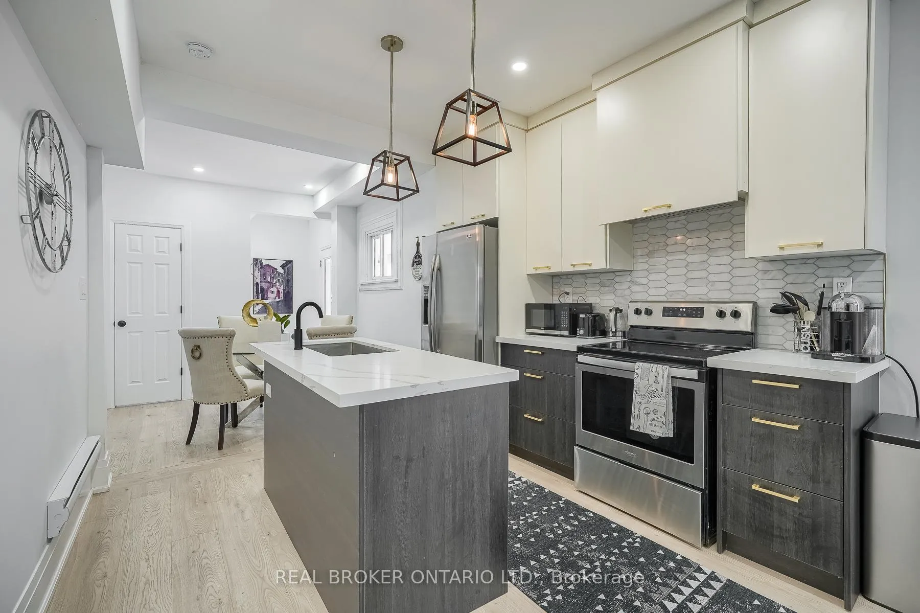 Photo 2 of 8 Elizabeth Street, St. Catharines, Downtown — HOMEH