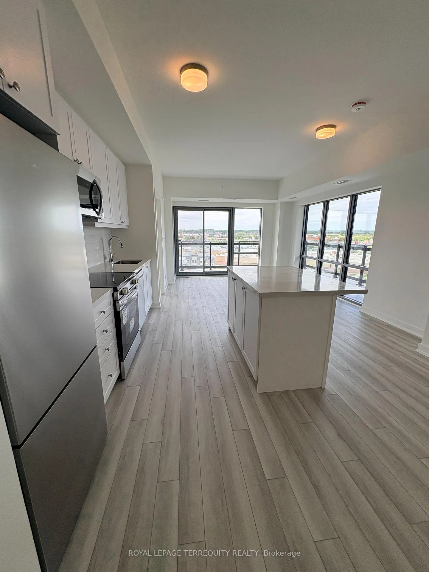 Photo 2 of Unit 907, 51 Clarington Boulevard, Clarington, Bowmanville — HOMEH