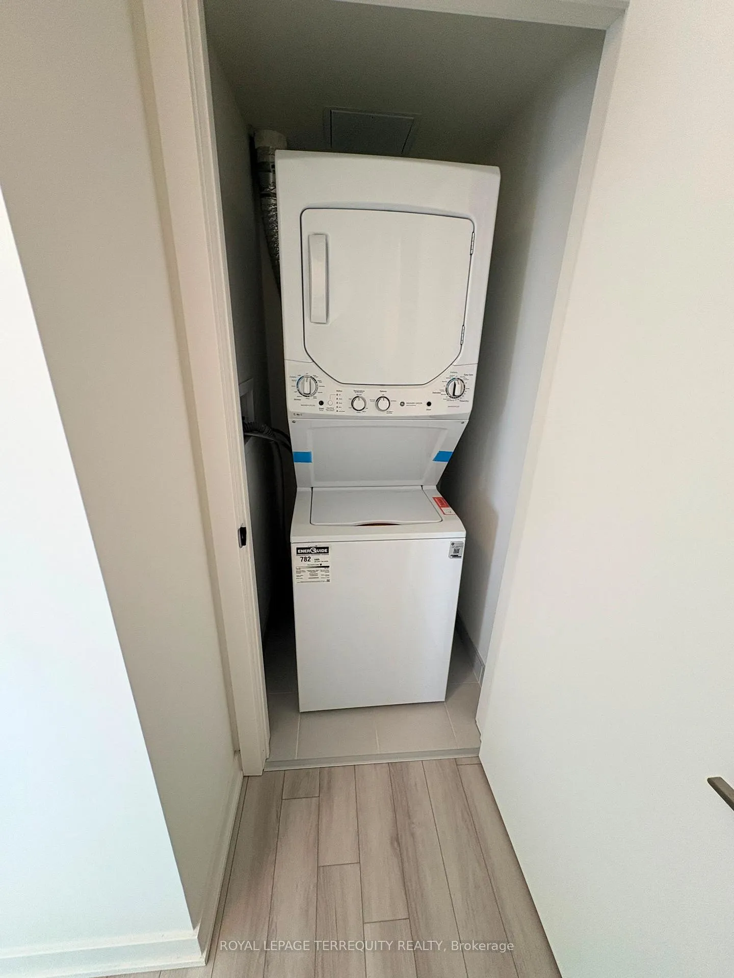 Photo 18 of Unit 907, 51 Clarington Boulevard, Clarington, Bowmanville — HOMEH