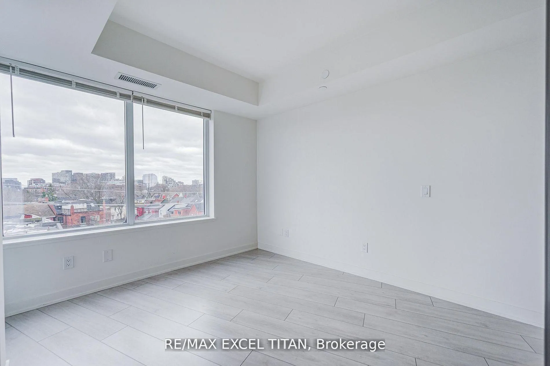 Photo 20 of Unit 503, 5 Lakeview Avenue, Toronto, Trinity-Bellwoods — HOMEH