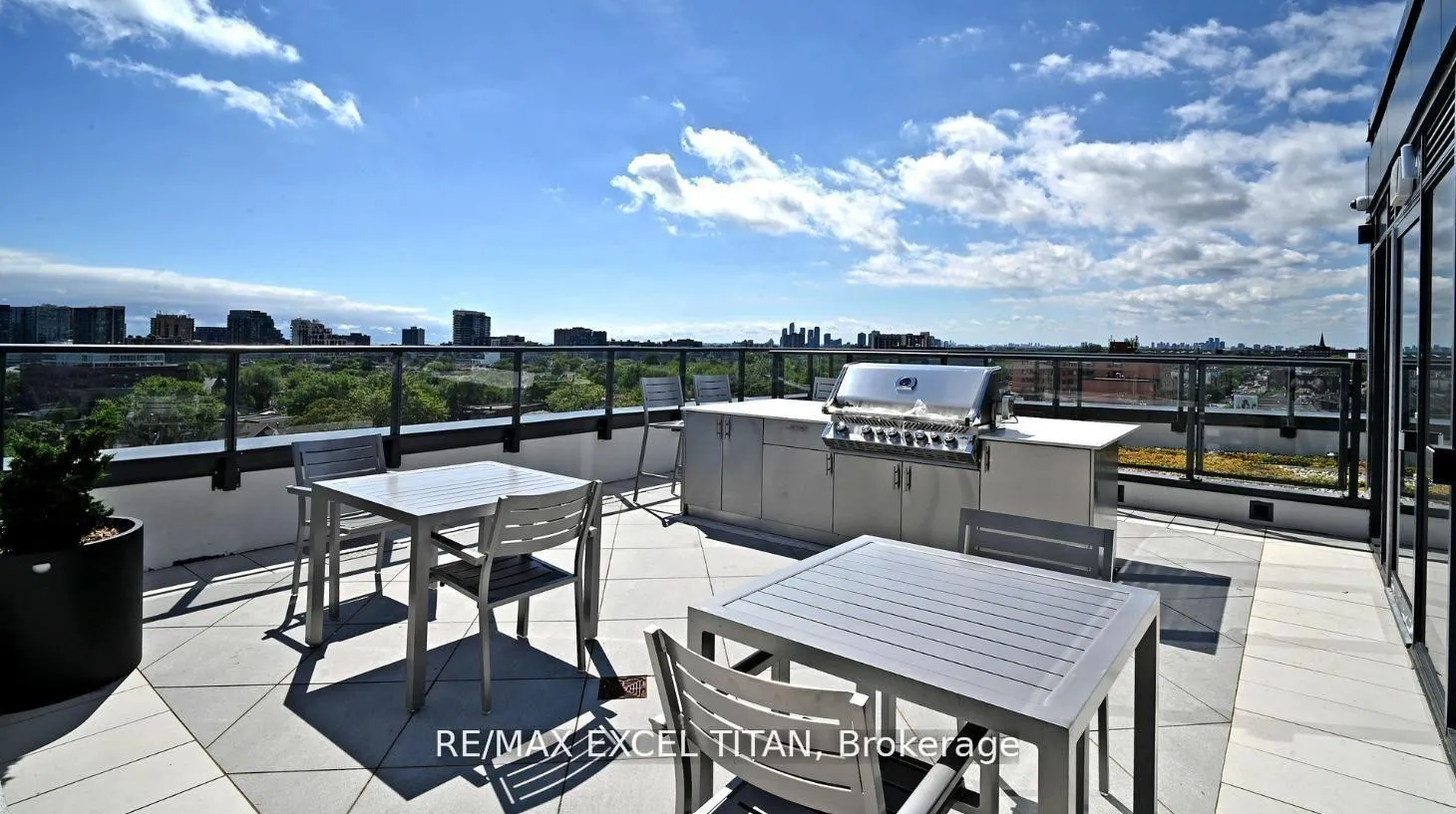 Photo 46 of Unit 503, 5 Lakeview Avenue, Toronto, Trinity-Bellwoods — HOMEH