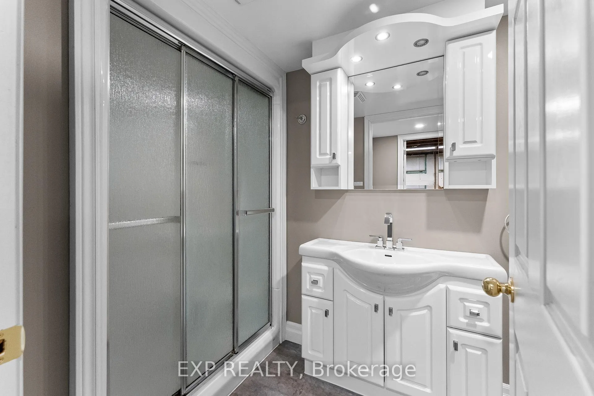 Photo 31 of 5 Dunraven Avenue, St. Catharines, Carlton/Bunting — HOMEH