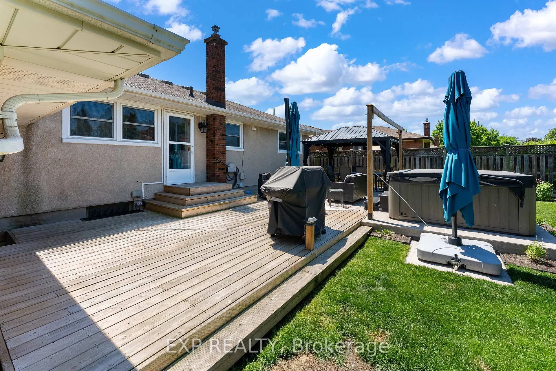 Photo 41 of 5 Dunraven Avenue, St. Catharines, Carlton/Bunting — HOMEH