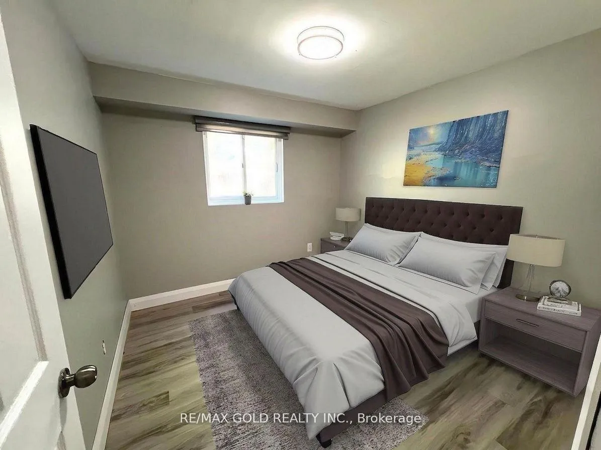 Photo 35 of 156 Mooregate Crescent, Kitchener, Victoria Hills — HOMEH