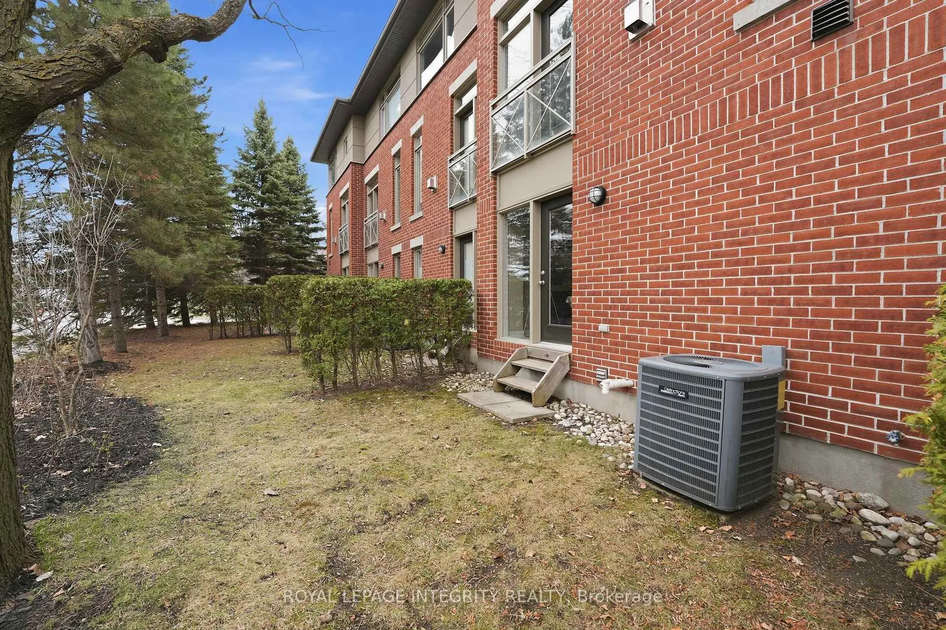 Photo 29 of 57 Callaghan Private, Ottawa, Kanata - Beaverbrook — HOMEH
