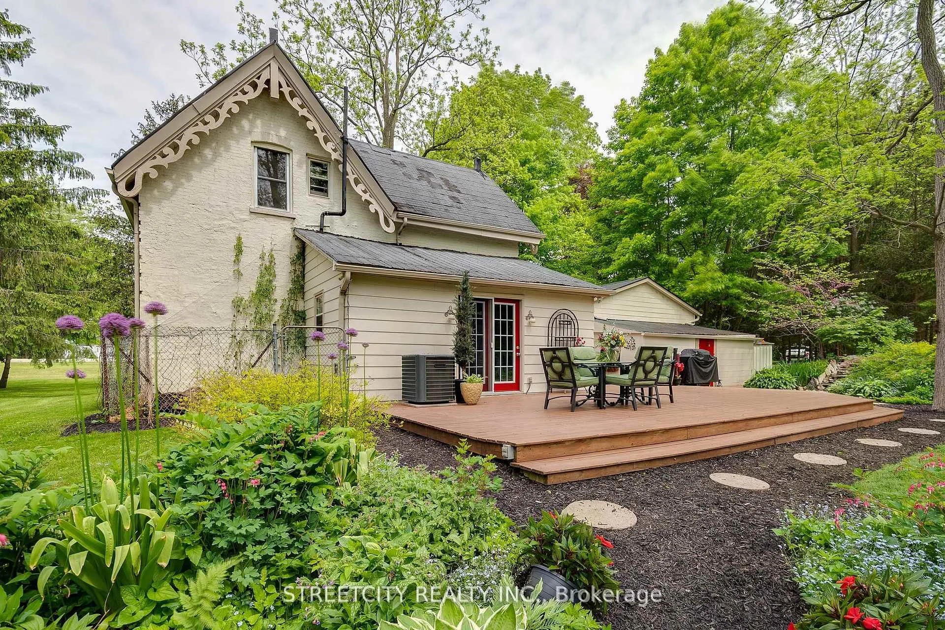 Photo 4 of 38803 Talbot Line, Southwold, Paynes Mills — HOMEH