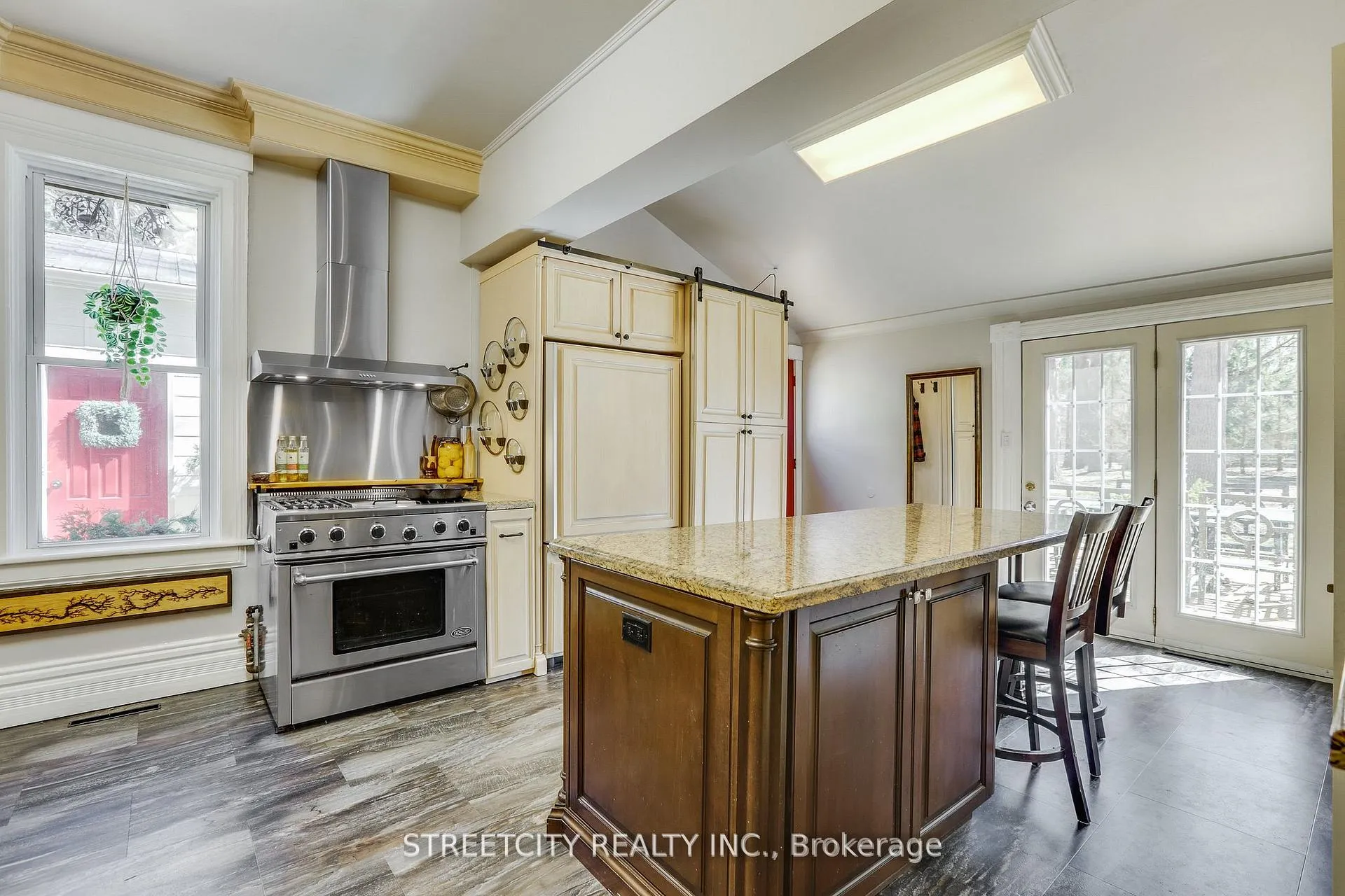 Photo 20 of 38803 Talbot Line, Southwold, Paynes Mills — HOMEH
