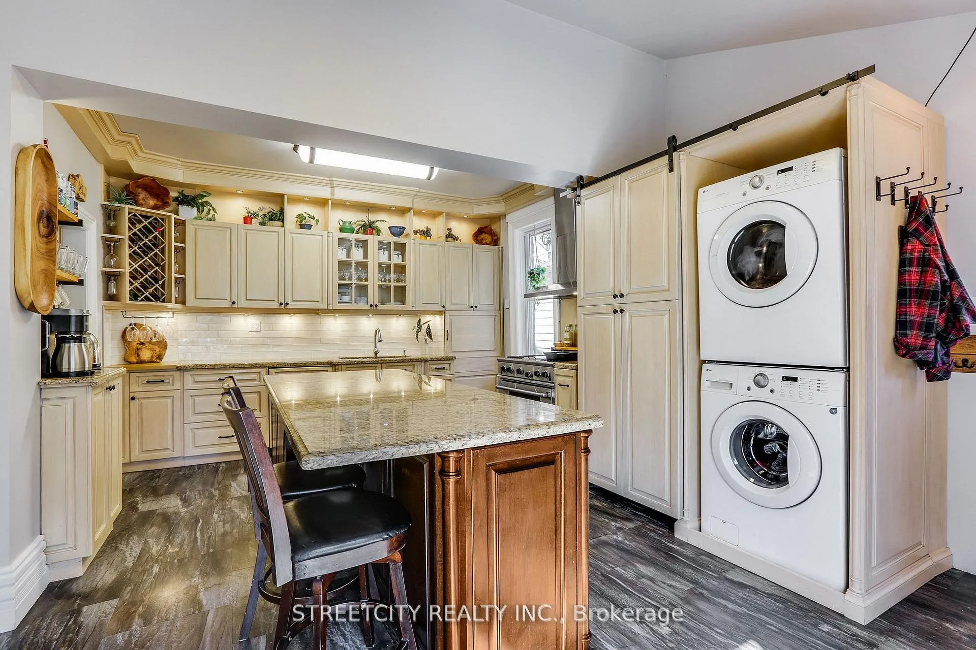Photo 24 of 38803 Talbot Line, Southwold, Paynes Mills — HOMEH
