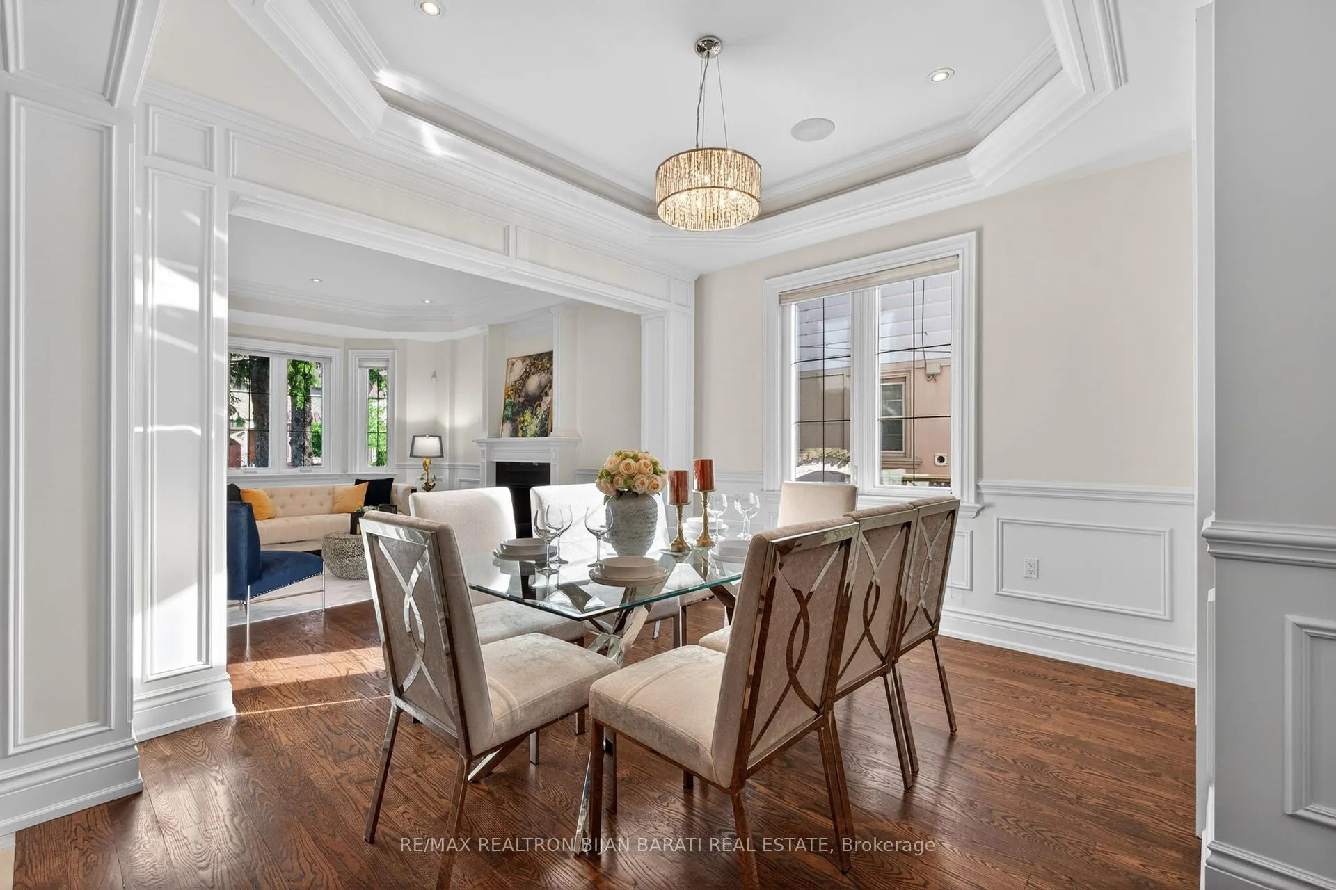 Photo 9 of 42 Woodward Avenue, Markham, Grandview — HOMEH