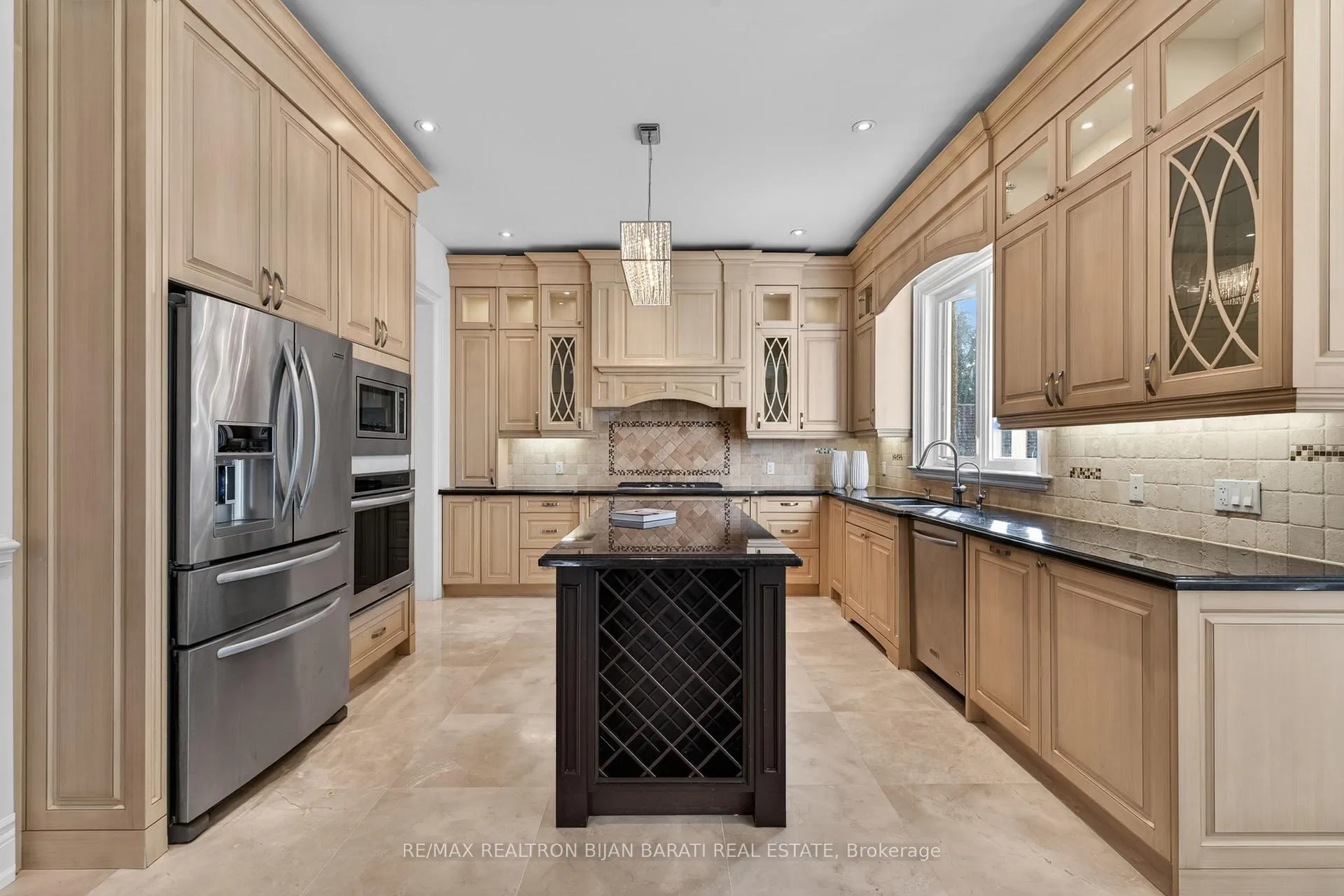 Photo 12 of 42 Woodward Avenue, Markham, Grandview — HOMEH