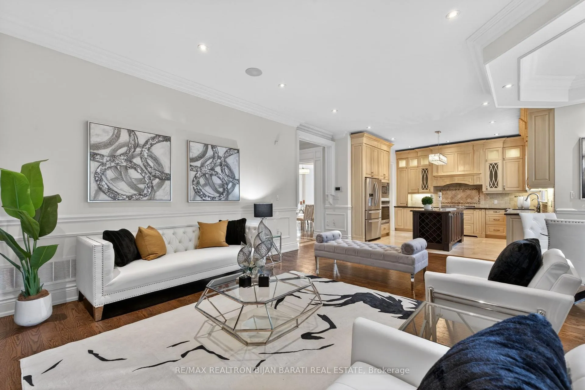 Photo 20 of 42 Woodward Avenue, Markham, Grandview — HOMEH