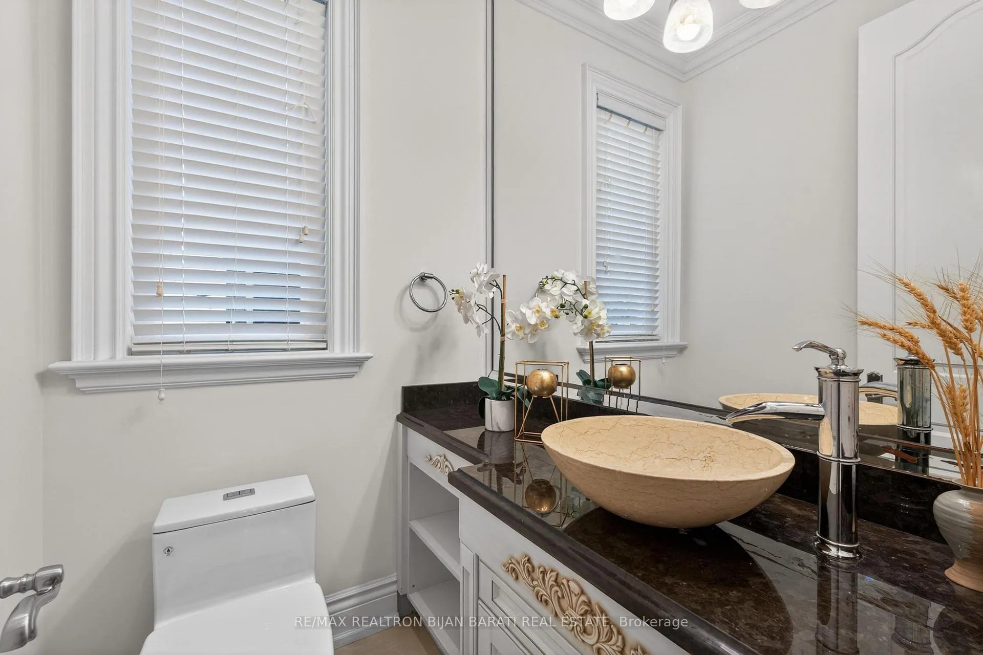 Photo 23 of 42 Woodward Avenue, Markham, Grandview — HOMEH
