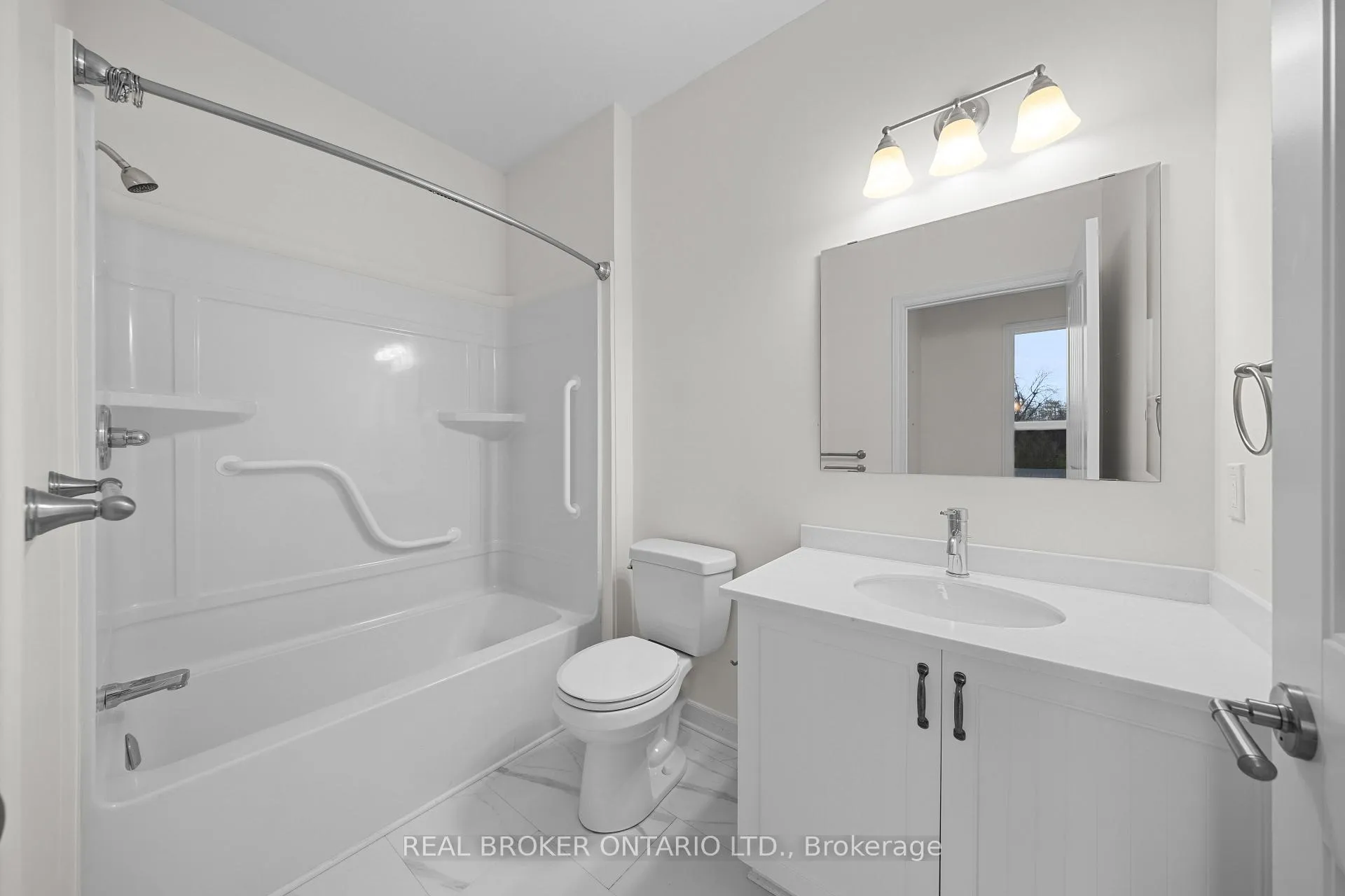Photo 9 of Unit 211, 150 Mill Street, Carleton Place — HOMEH