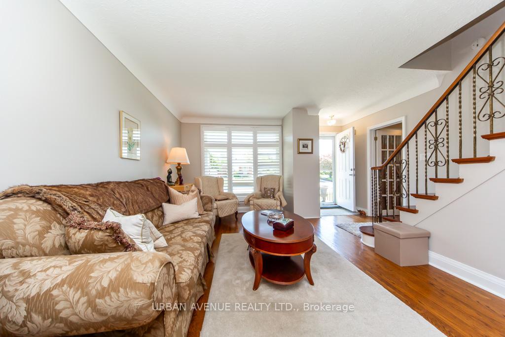 Photo 9 of 136 Tower Drive, Scarborough, Wexford-Maryvale — HOMEH