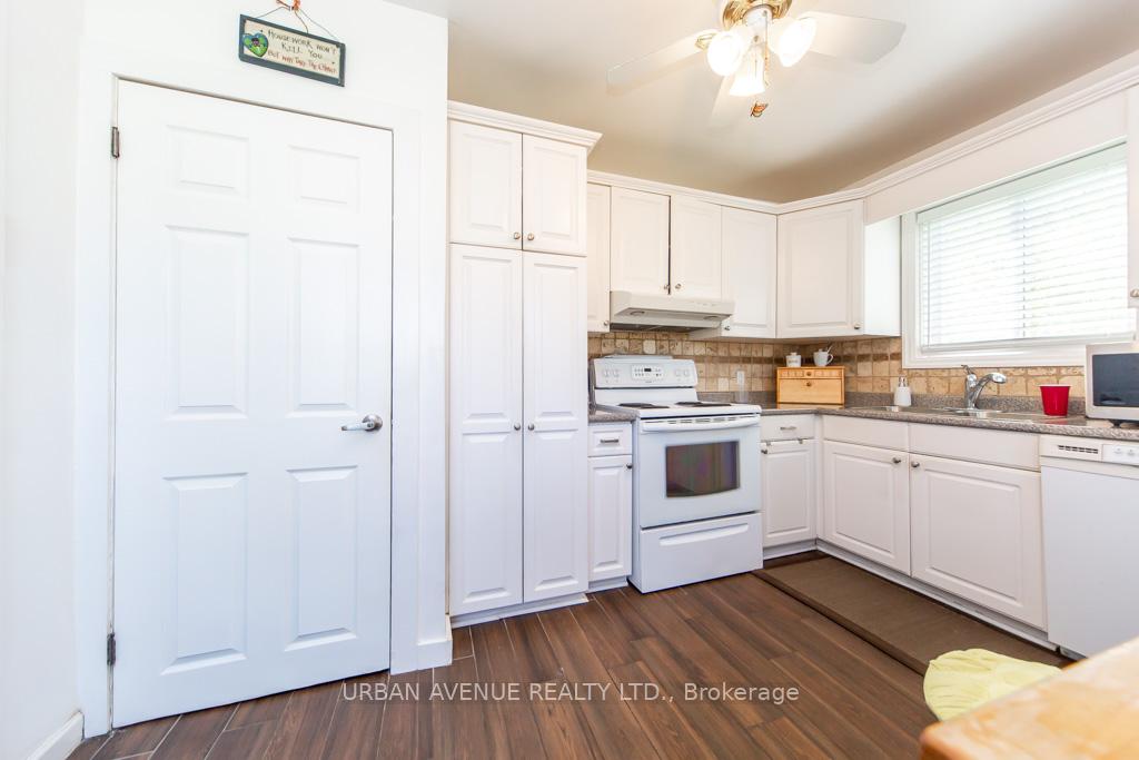 Photo 17 of 136 Tower Drive, Scarborough, Wexford-Maryvale — HOMEH
