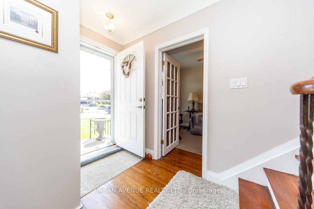 Photo 18 of 136 Tower Drive, Scarborough, Wexford-Maryvale — HOMEH