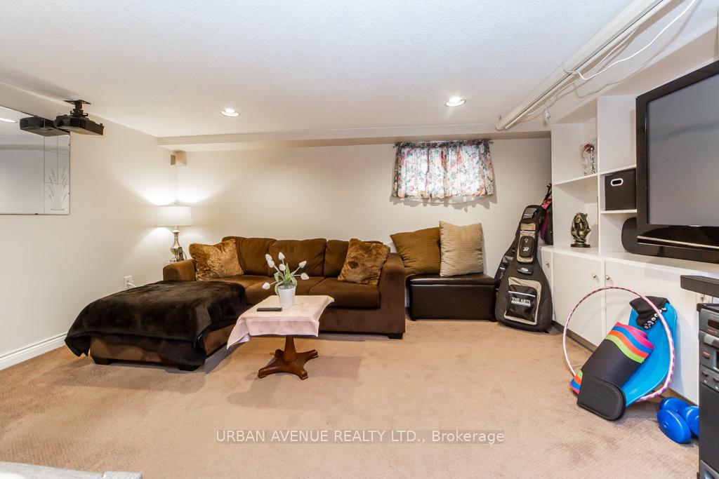 Photo 32 of 136 Tower Drive, Scarborough, Wexford-Maryvale — HOMEH