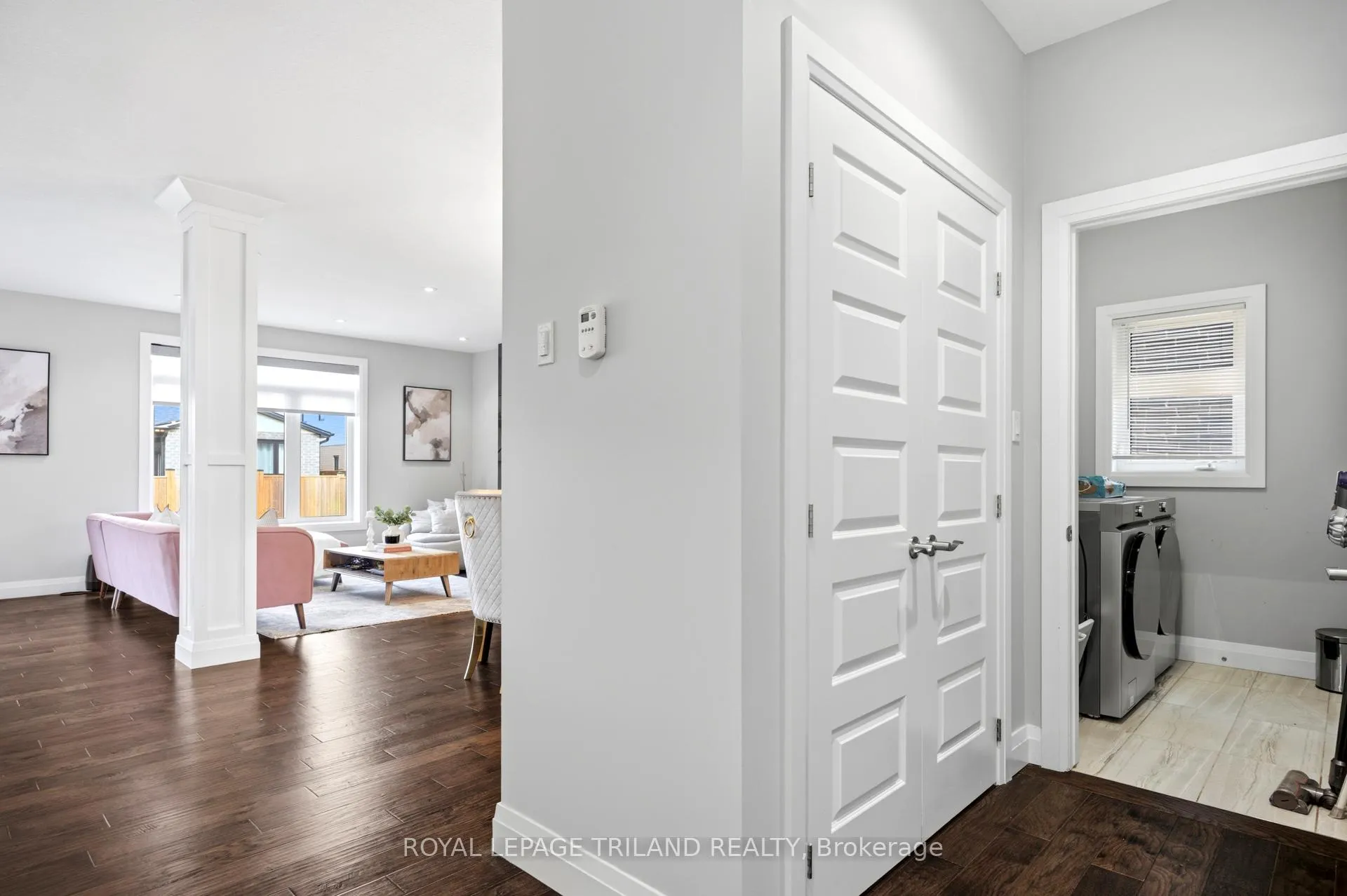 Photo 8 of 2382 Wickerson Road, London, South K — HOMEH