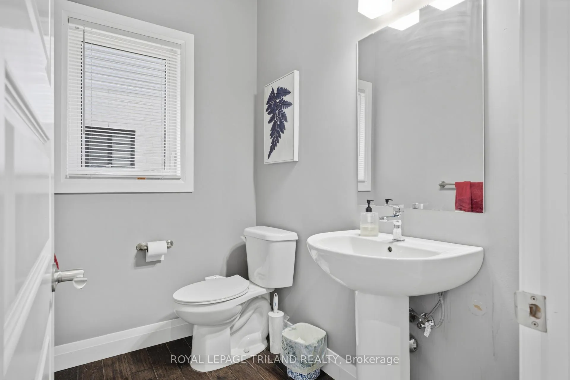 Photo 9 of 2382 Wickerson Road, London, South K — HOMEH