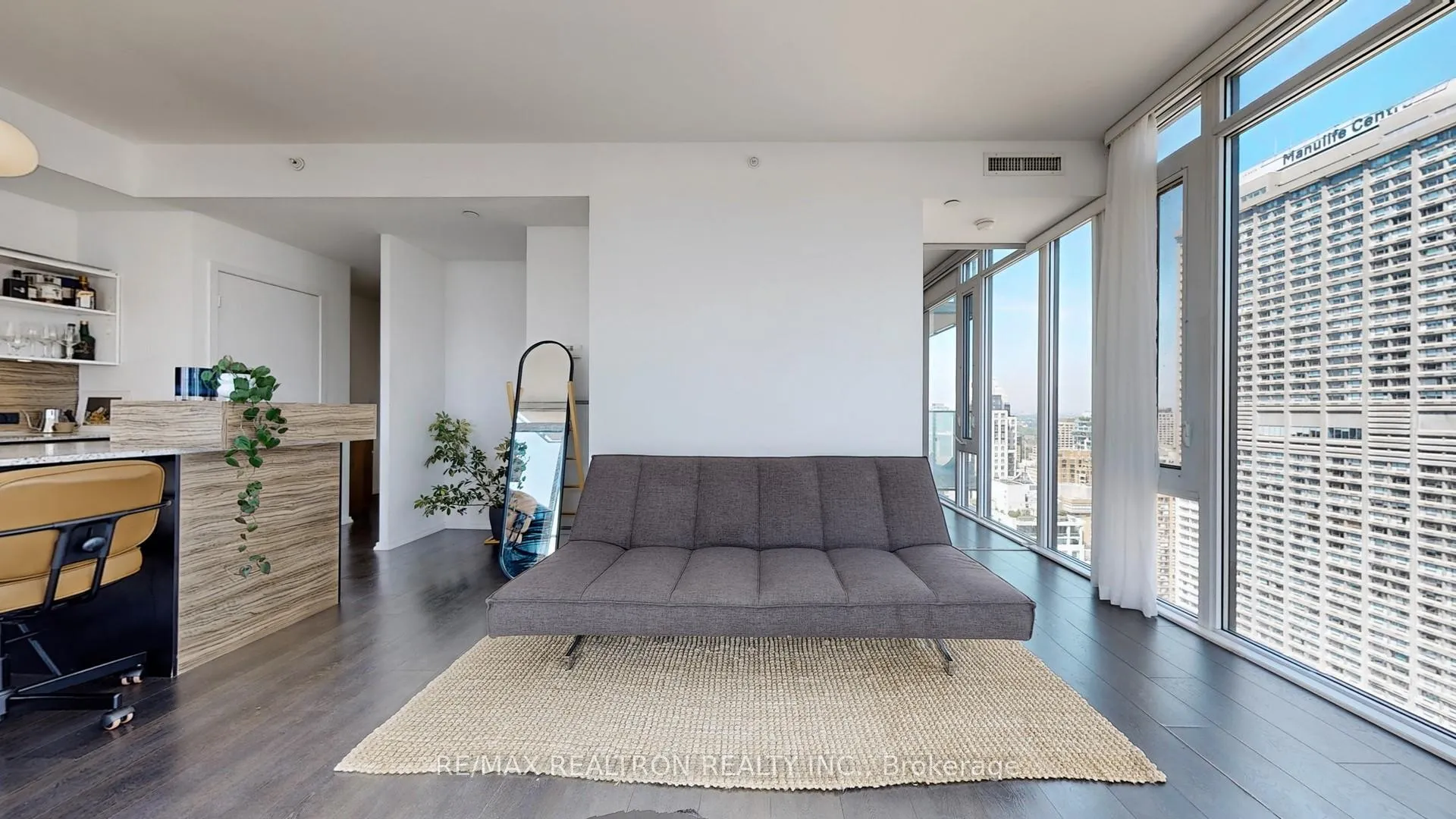 Photo 6 of Unit 3208, 75 St Nicholas Street, Toronto, Bay Street Corridor — HOMEH