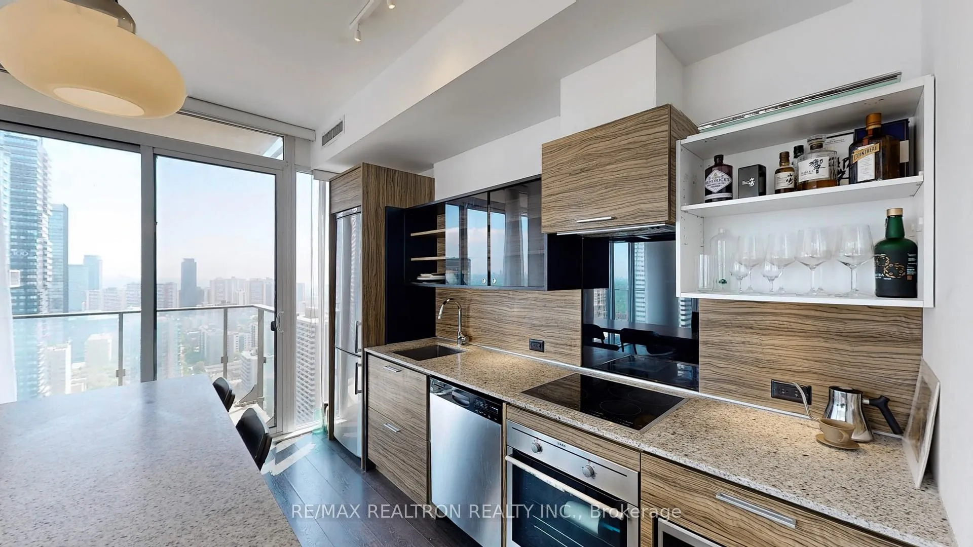 Photo 12 of Unit 3208, 75 St Nicholas Street, Toronto, Bay Street Corridor — HOMEH