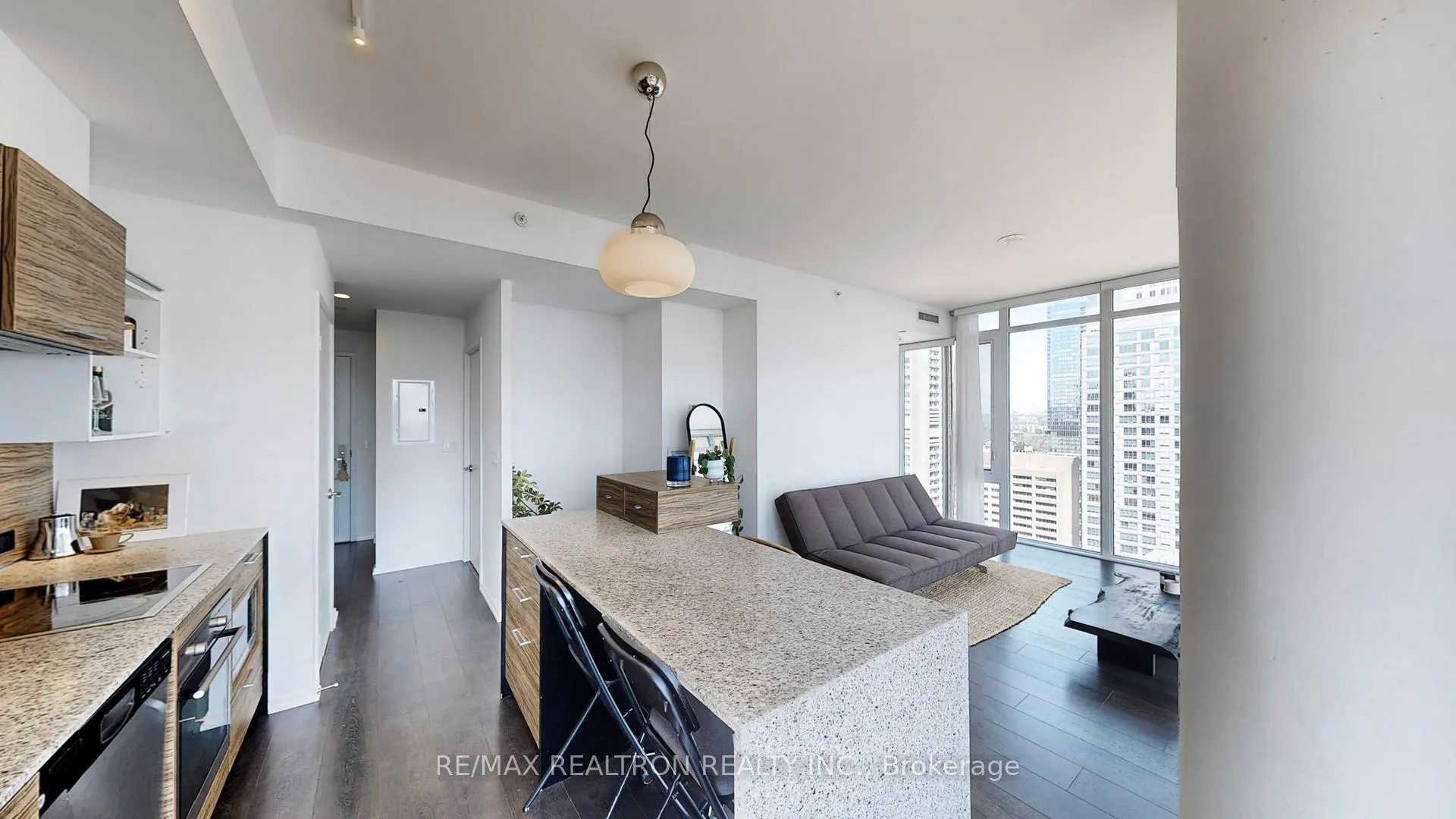 Photo 14 of Unit 3208, 75 St Nicholas Street, Toronto, Bay Street Corridor — HOMEH