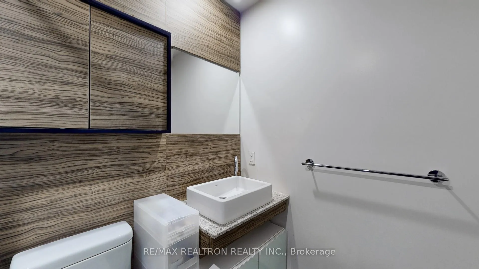 Photo 21 of Unit 3208, 75 St Nicholas Street, Toronto, Bay Street Corridor — HOMEH