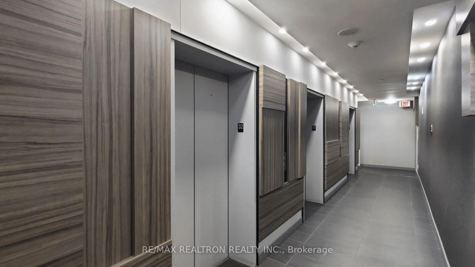 Photo 32 of Unit 3208, 75 St Nicholas Street, Toronto, Bay Street Corridor — HOMEH