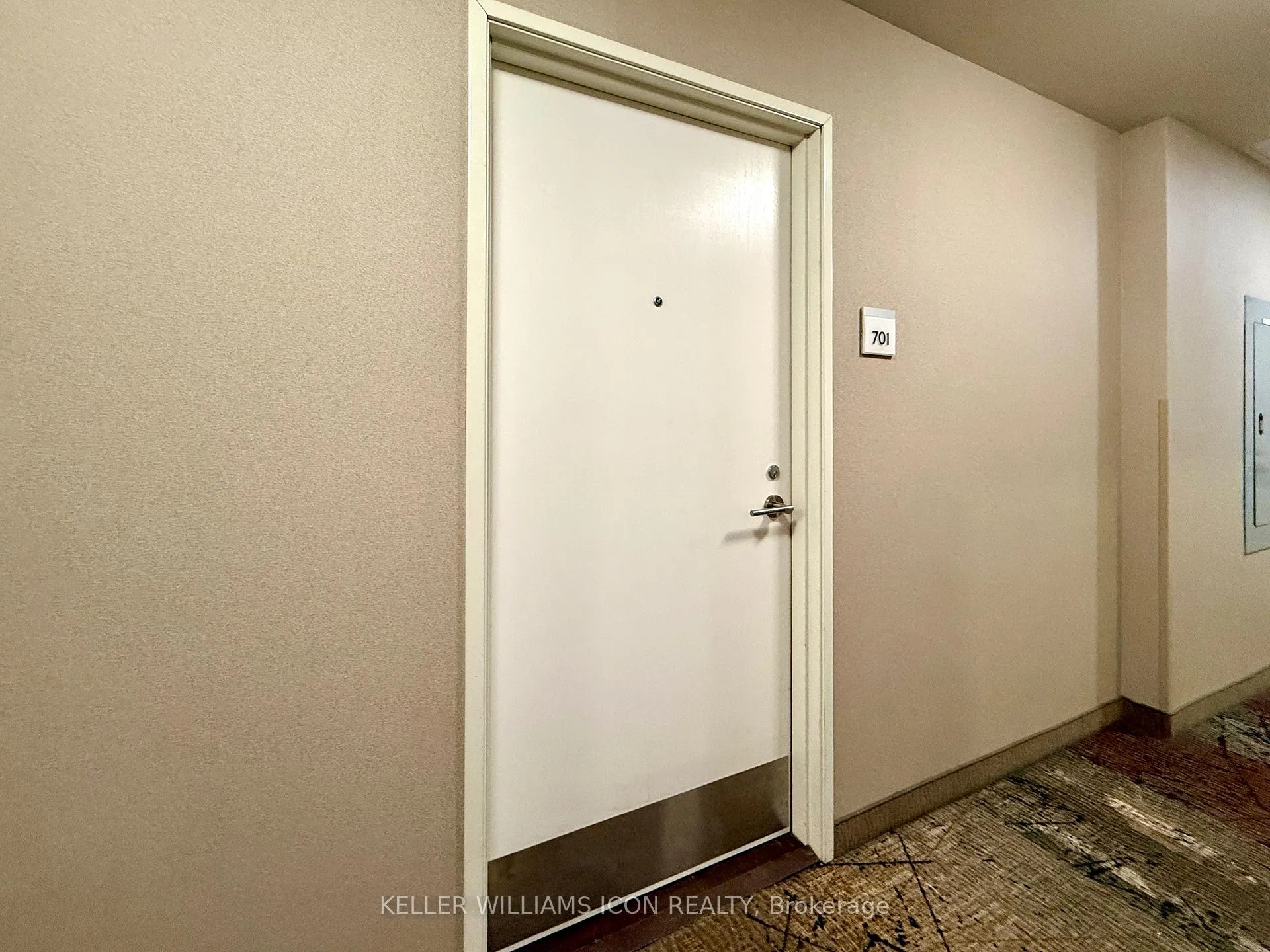 Photo 6 of Unit 701, 555 Anand Private, Ottawa, Riverside Park South — HOMEH