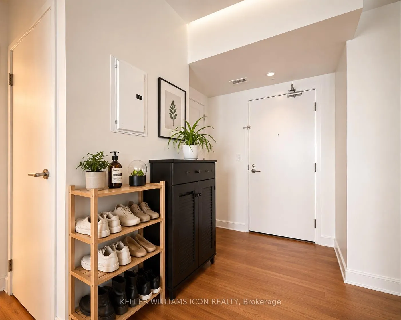 Photo 7 of Unit 701, 555 Anand Private, Ottawa, Riverside Park South — HOMEH